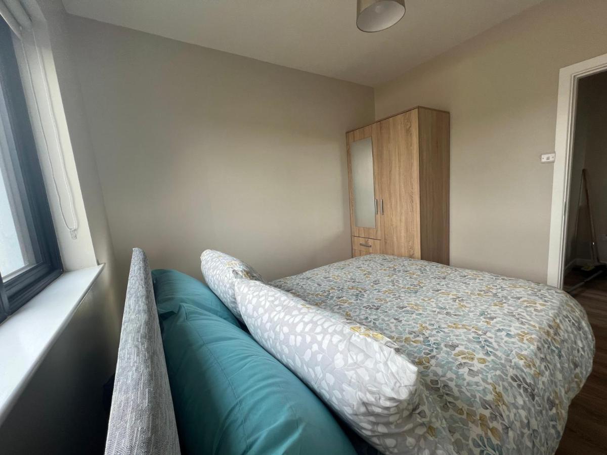 Top Of The Town No.5 Cootehill Екстер'єр фото